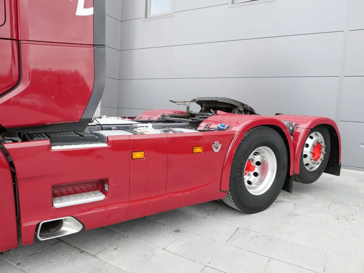 Scania S580 - Highline - 6x2 Tag -20260626-01-2021 - Image 4