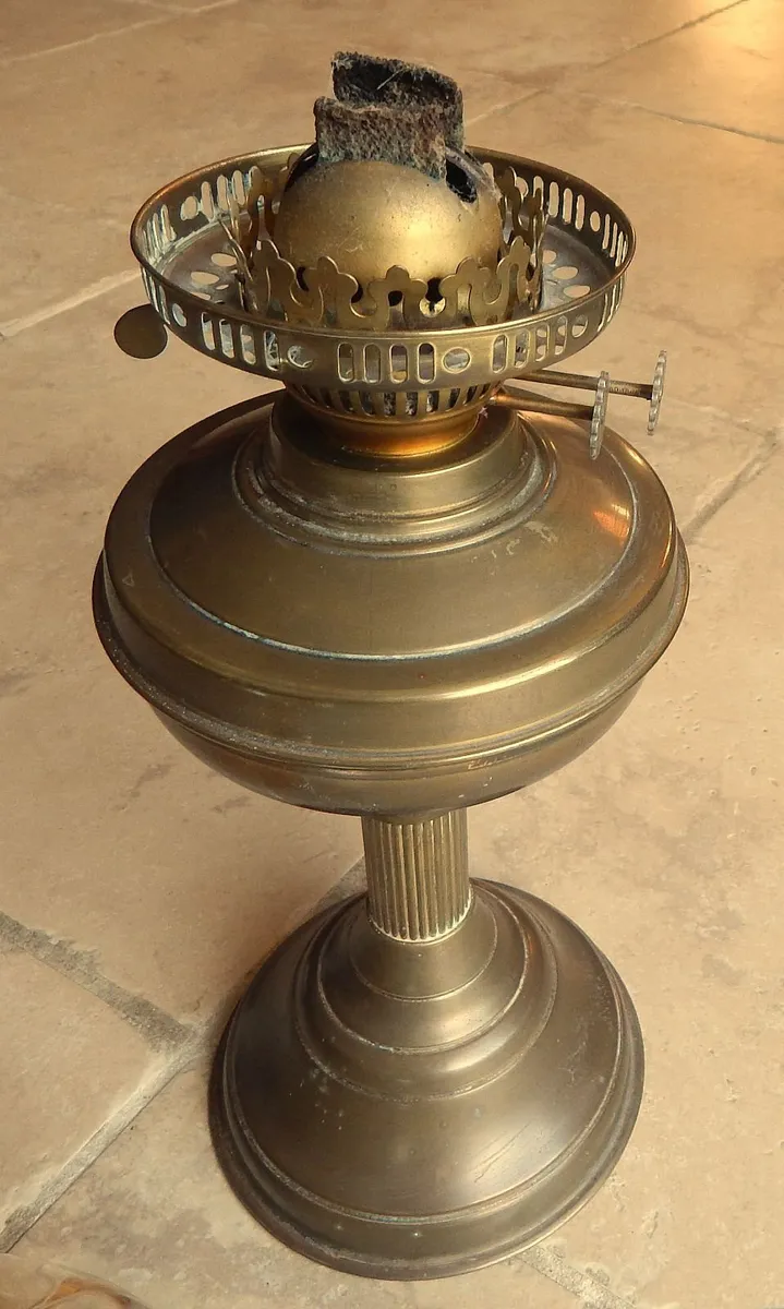 Vintage Brass & Glass Oil Lamp with Double Wick - Image 3