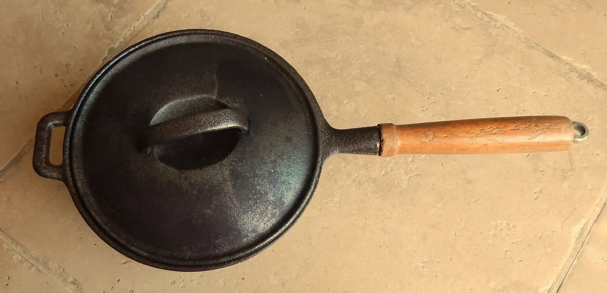 Vintage Heavy Duty Cast Iron Saucepan - Image 3