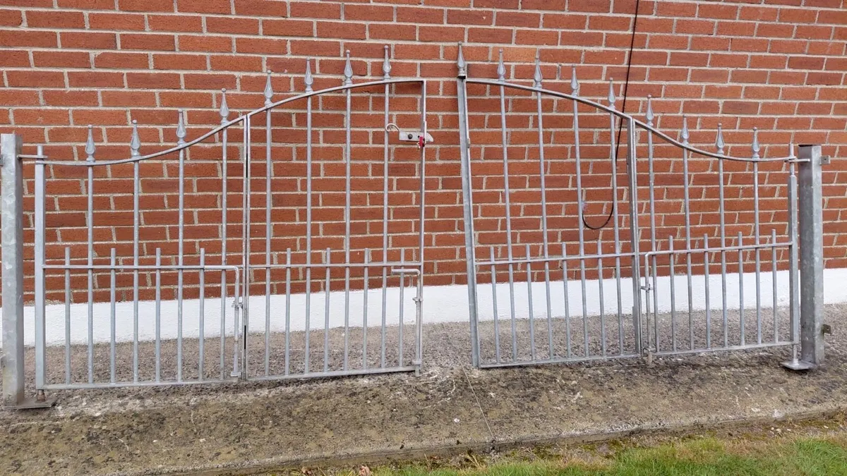 10ft Galvanised Gate - Image 2