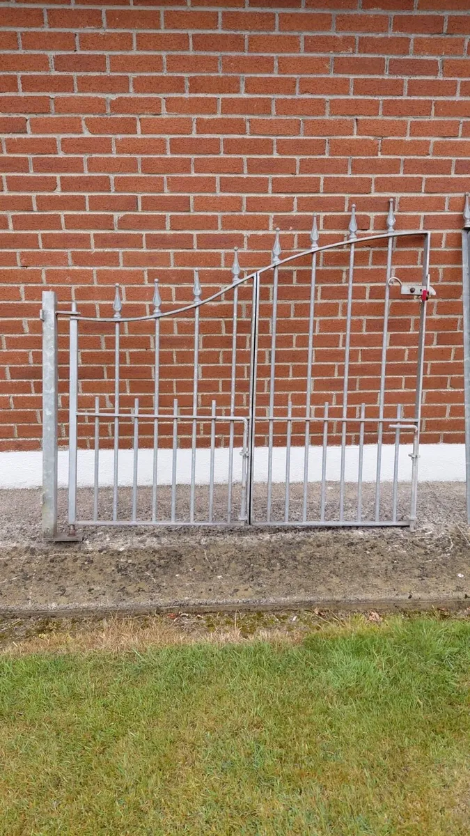 10ft Galvanised Gate - Image 3