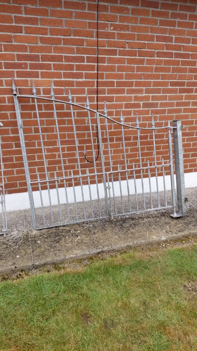 10ft Galvanised Gate - Image 4