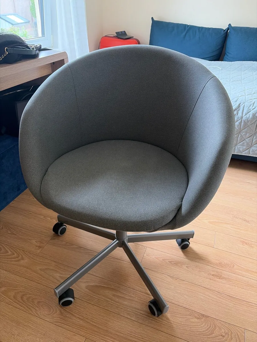 Office Chair - Image 1