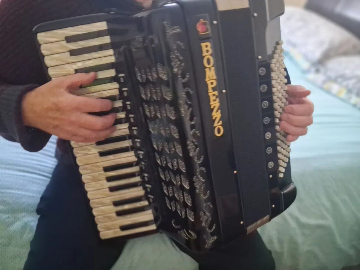 Accordion music - Image 2
