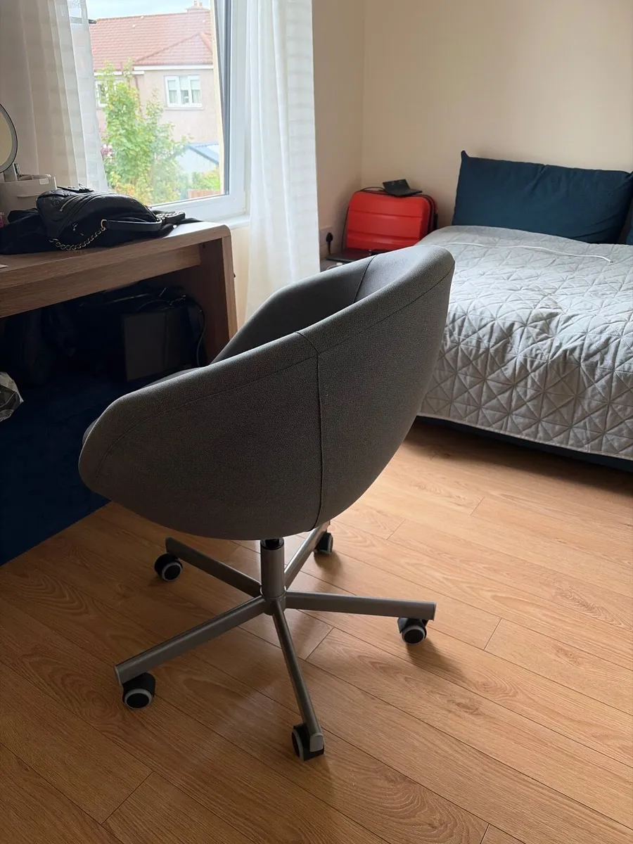Office Chair - Image 3