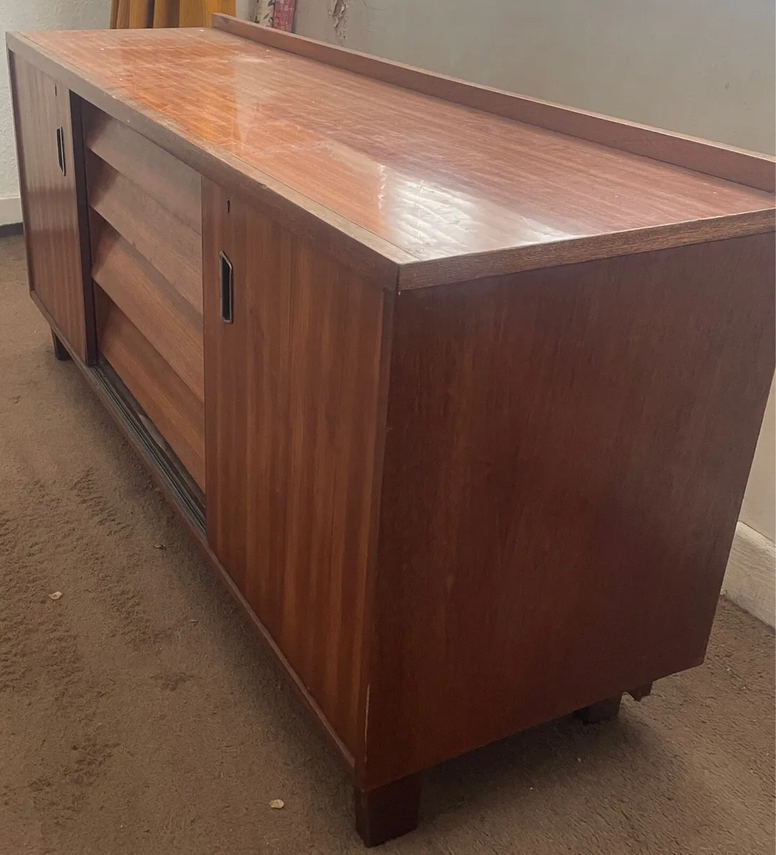 Vintage wooden side board - Image 1