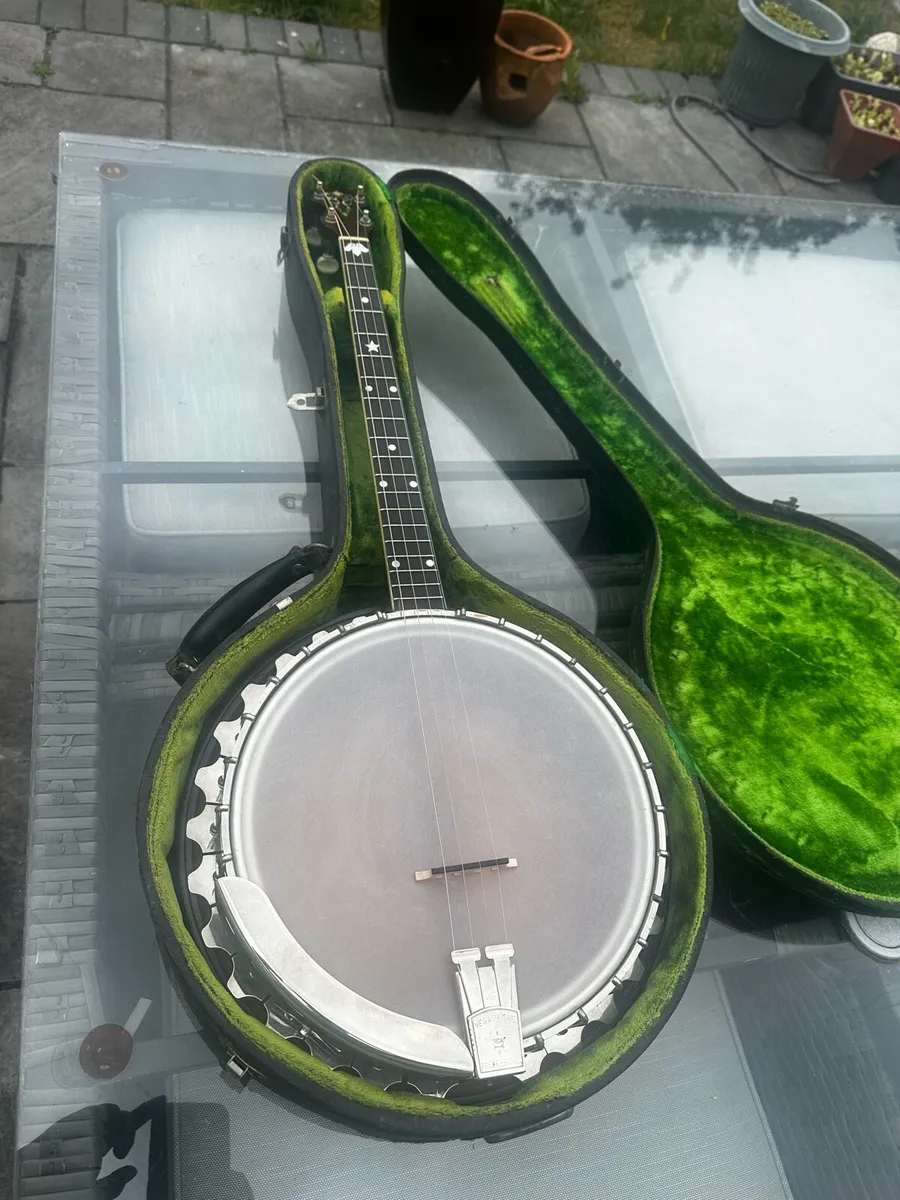 Vegaphone Professional Tenor Banjo - Image 1