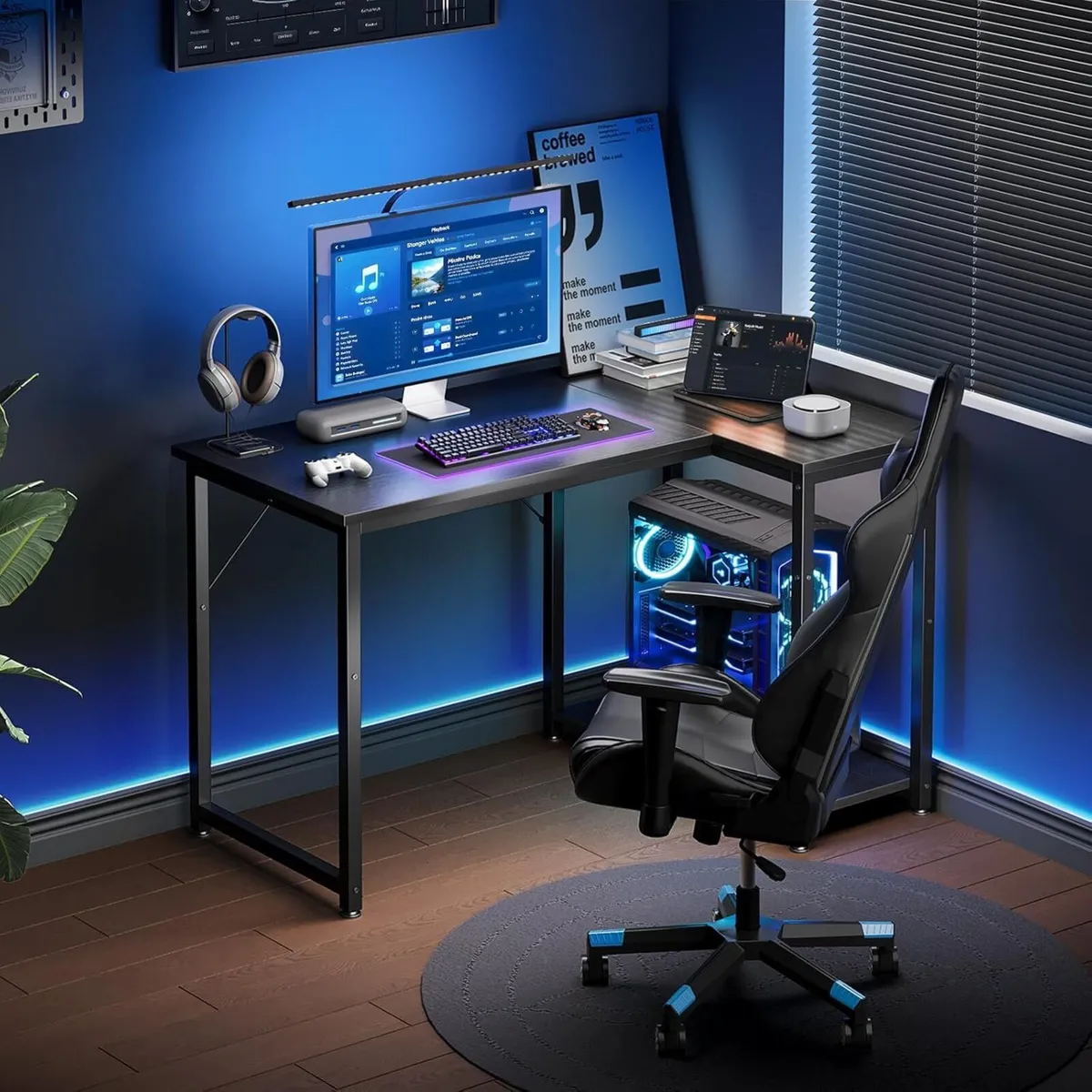 Gaming Desk with Reversible Shelves - Image 2