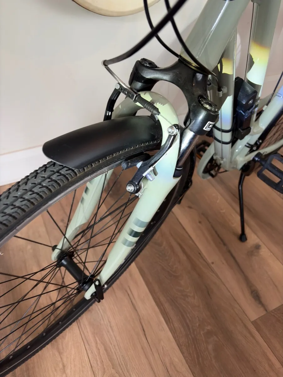 Liv Flourish FS 2 Women's Hybrid Bike – Medium - Image 4