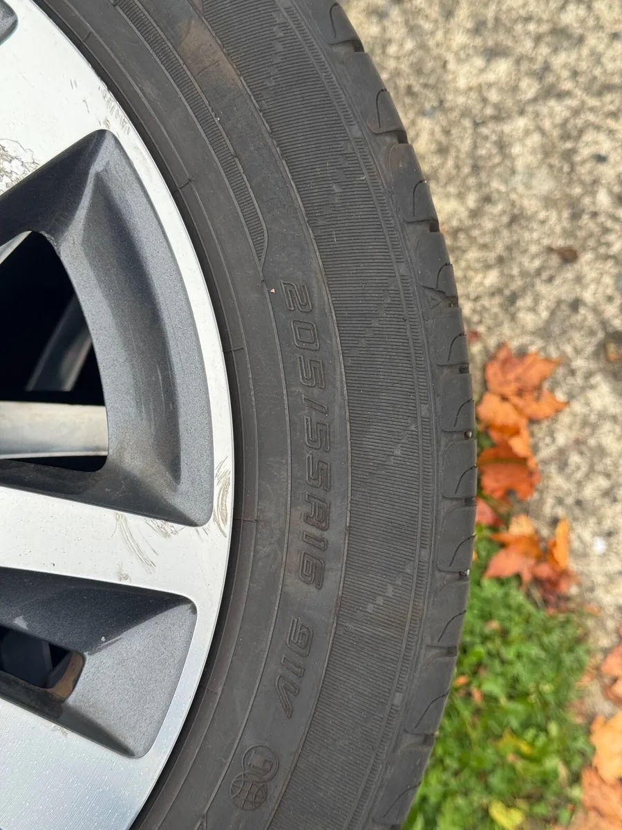 Peugeot 308 16 Genuine AlloyWheelswithTyres - Image 3