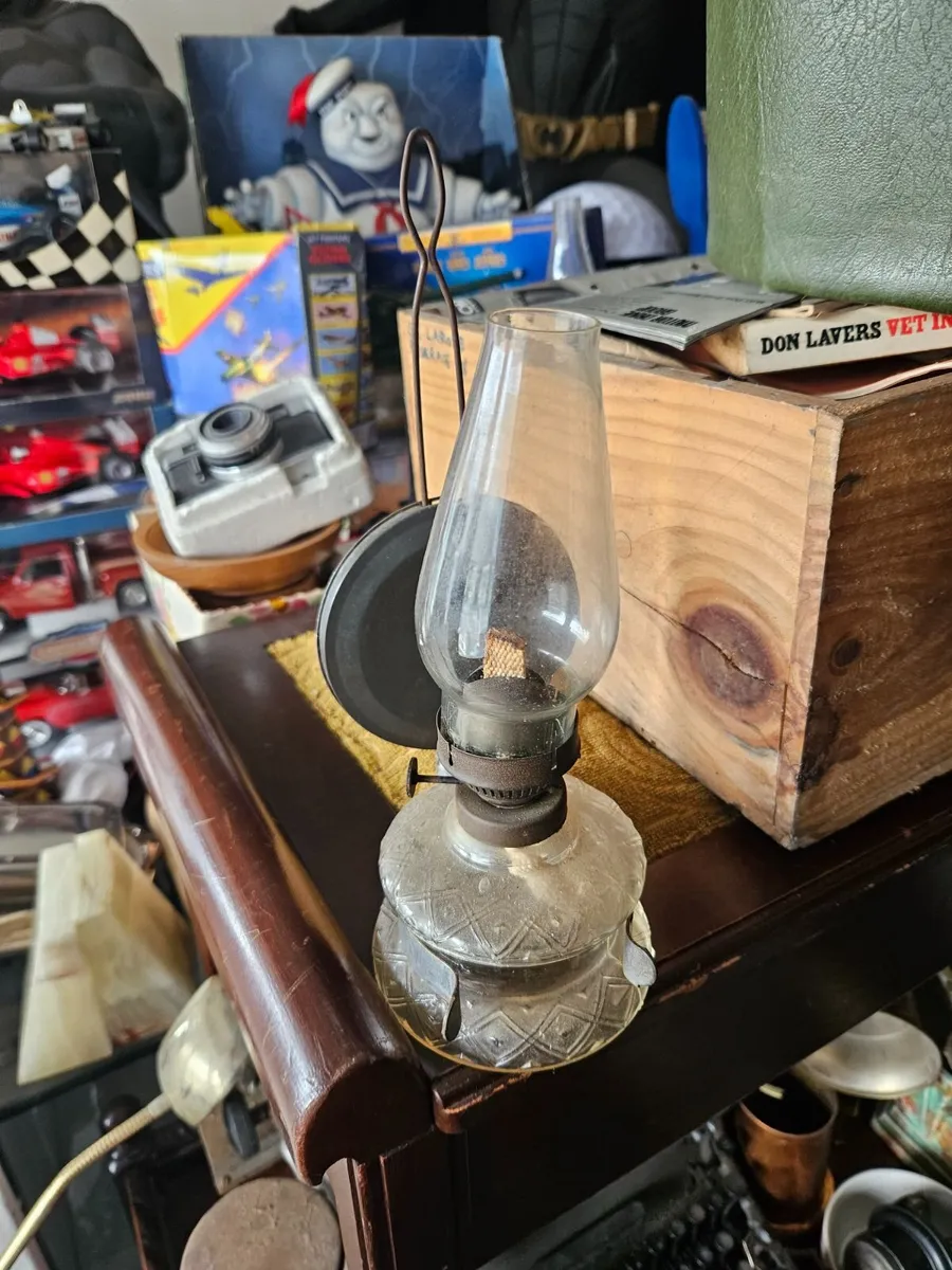 Vintage Oil Lamp - Image 3