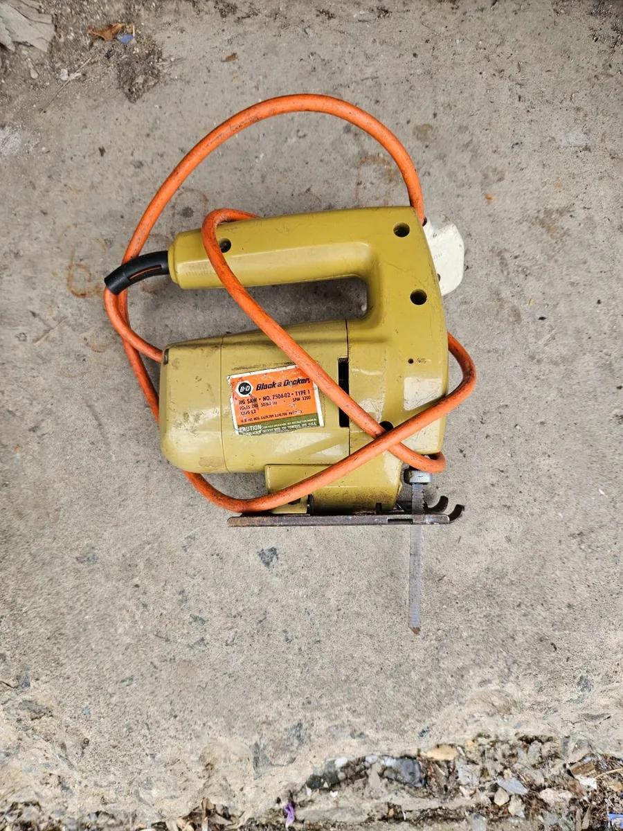 Vintage Black and Decker Skill Saw - Image 2
