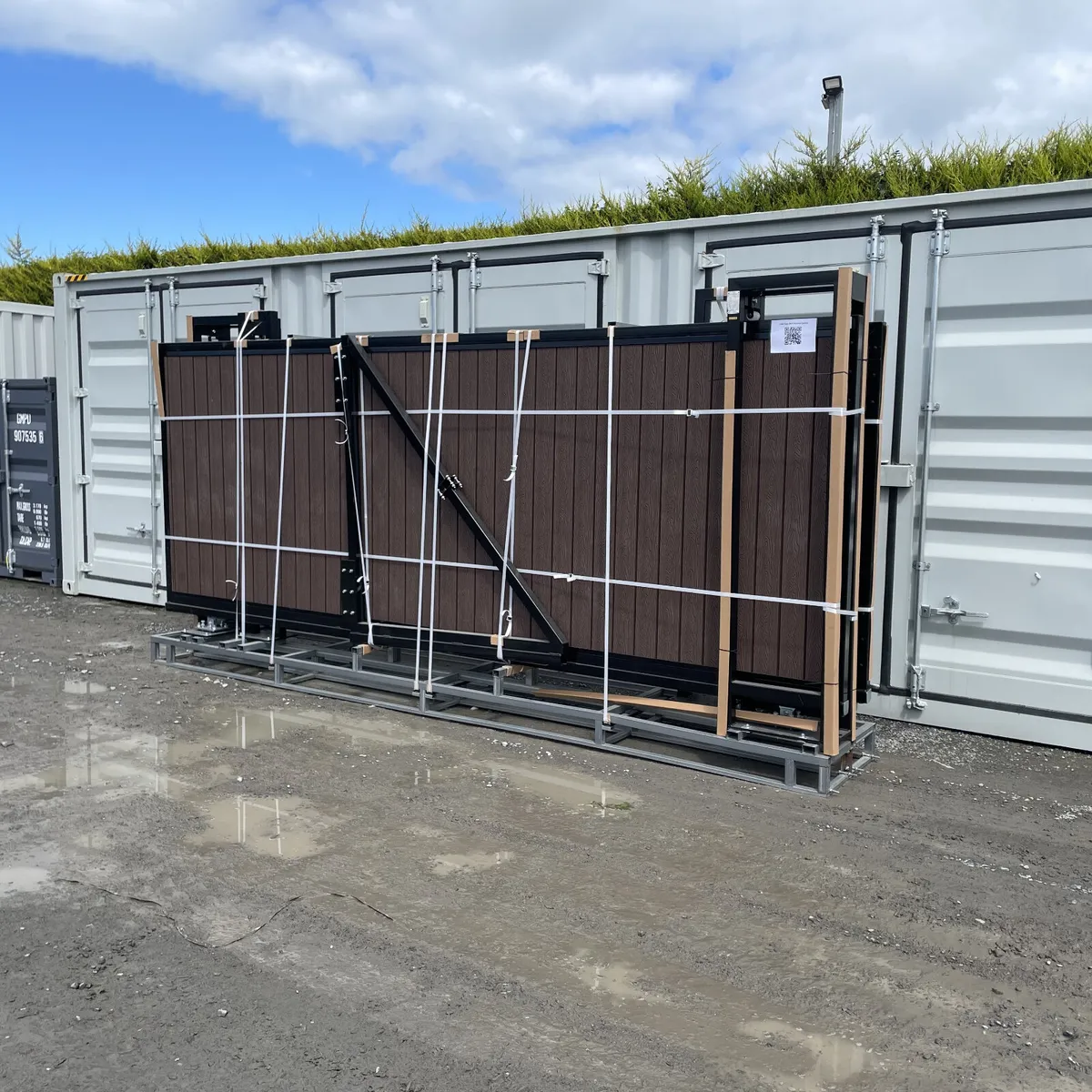New 16ft Electric Entrance Gate **Online Auction** - Image 3