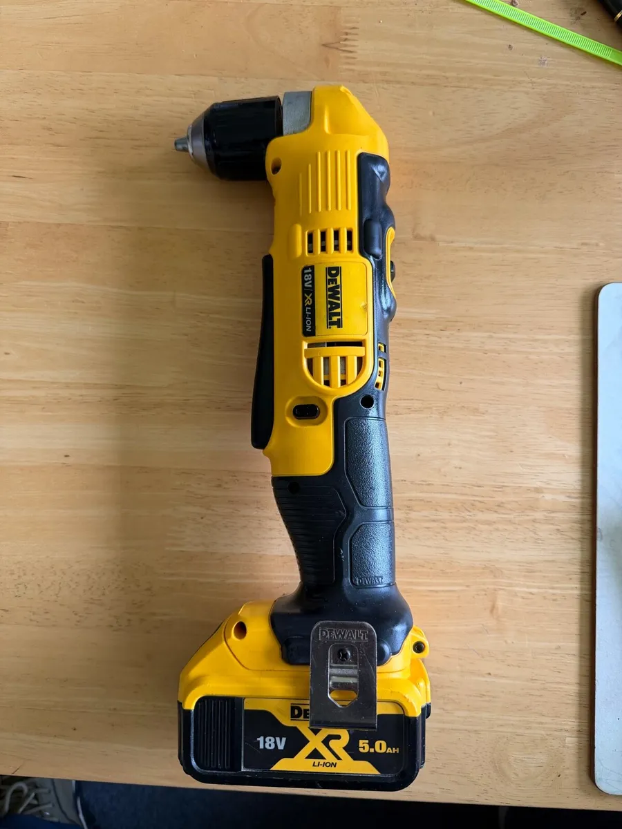 18v xr right angle drill with bit holder, belt h - Image 3