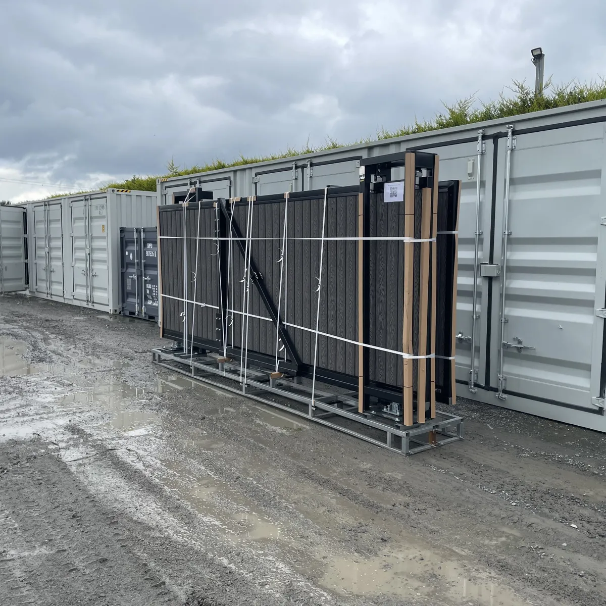 New 16ft x 6ft Cantilever Gate **Online Auction** - Image 3