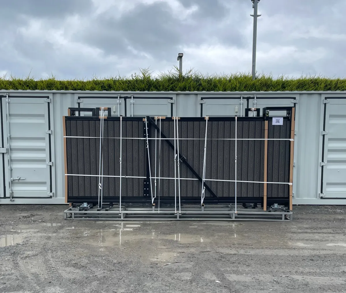 New 16ft x 6ft Cantilever Gate **Online Auction** - Image 1