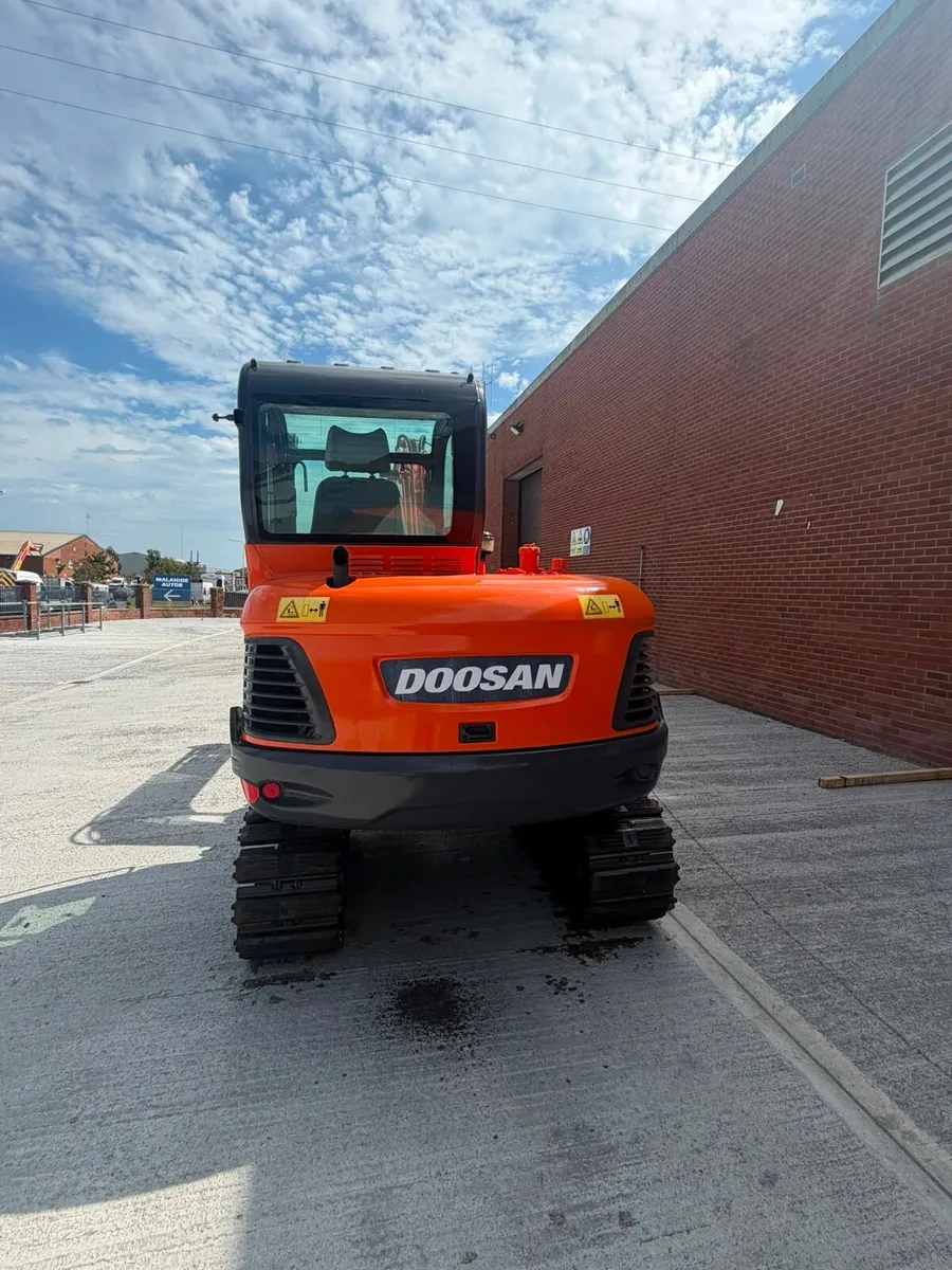 Doosan DX-55 - Image 3