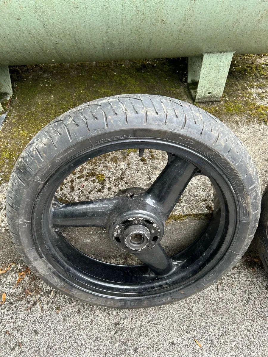 Kawasaki zx9r USD forks and wheels - Image 2