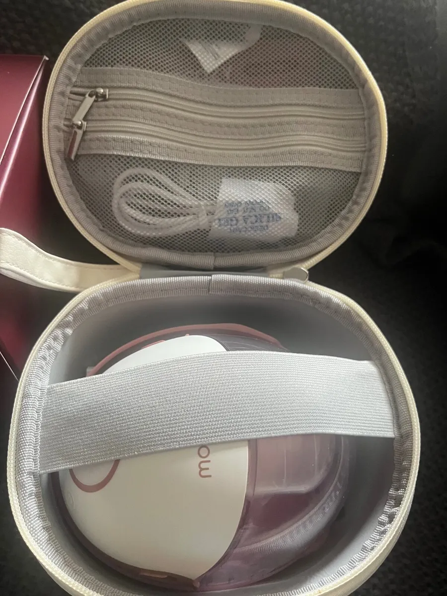 Momcozy breast pump ( two singles available) - Image 4