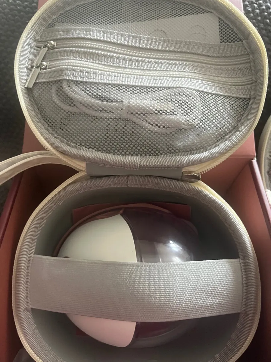 Momcozy breast pump ( two singles available) - Image 3