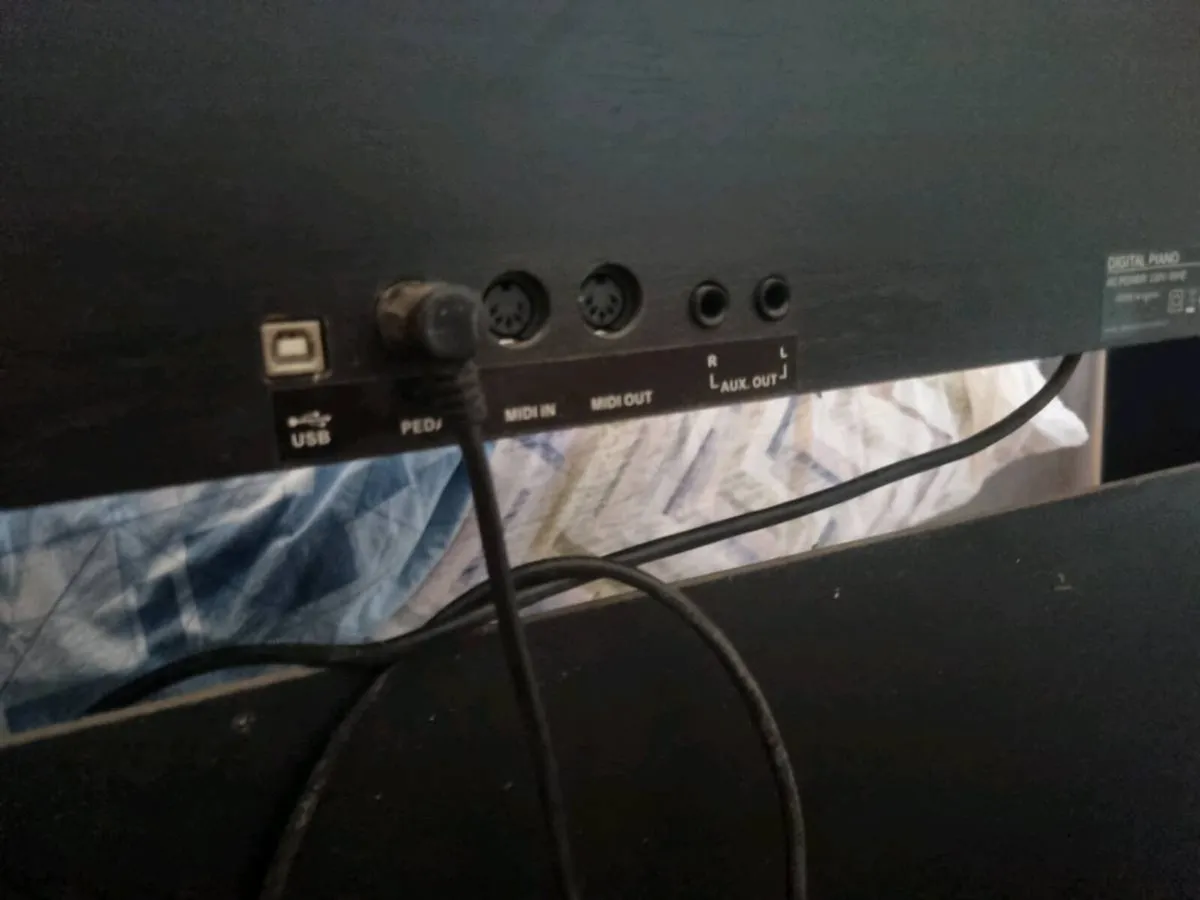 Dp85 digital Grand Piano - Image 3