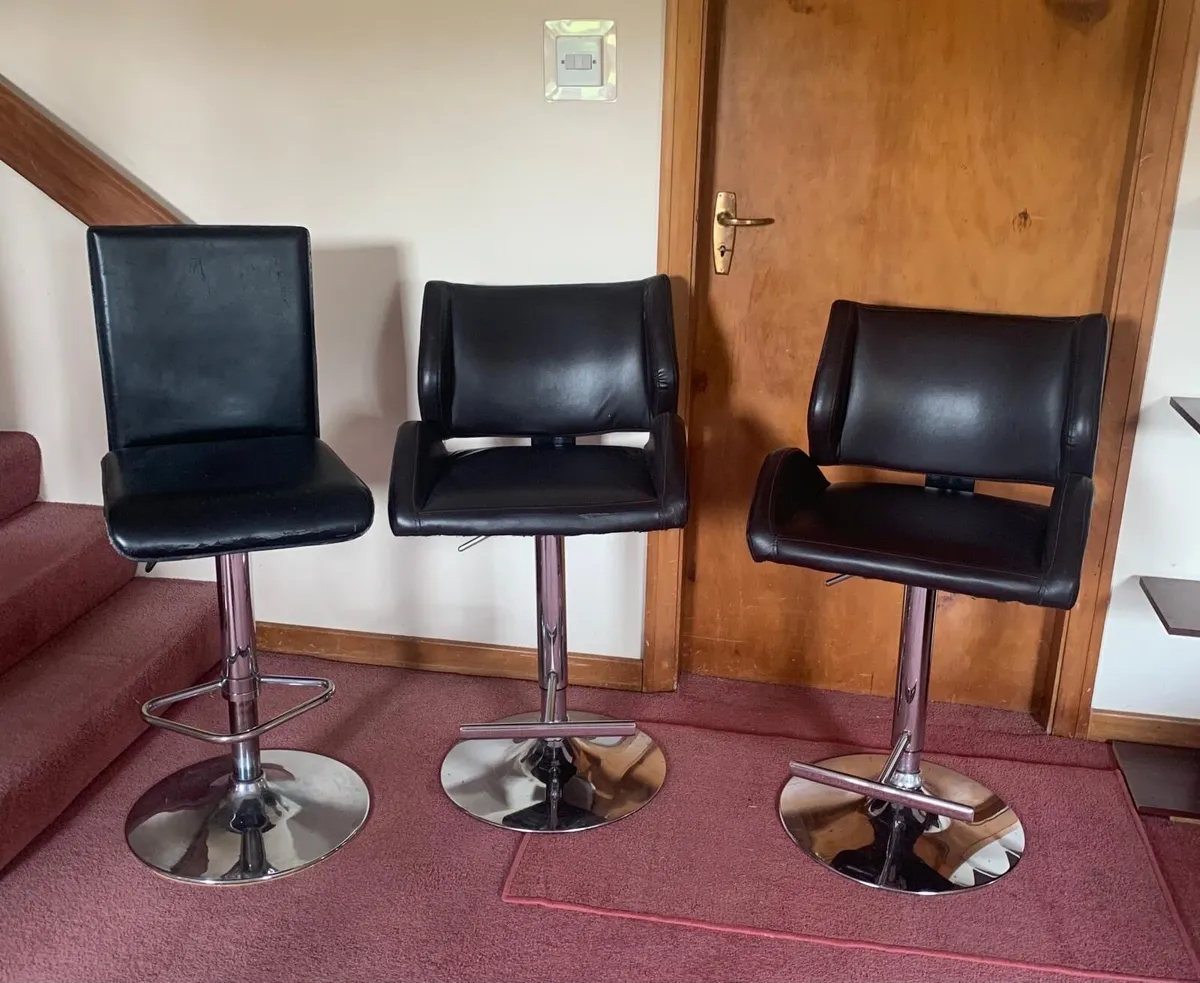 Breakfast Bar Stools
