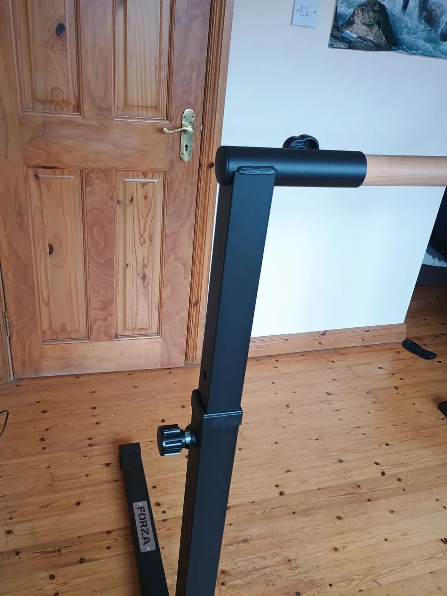 Gymnastics bar - Image 3
