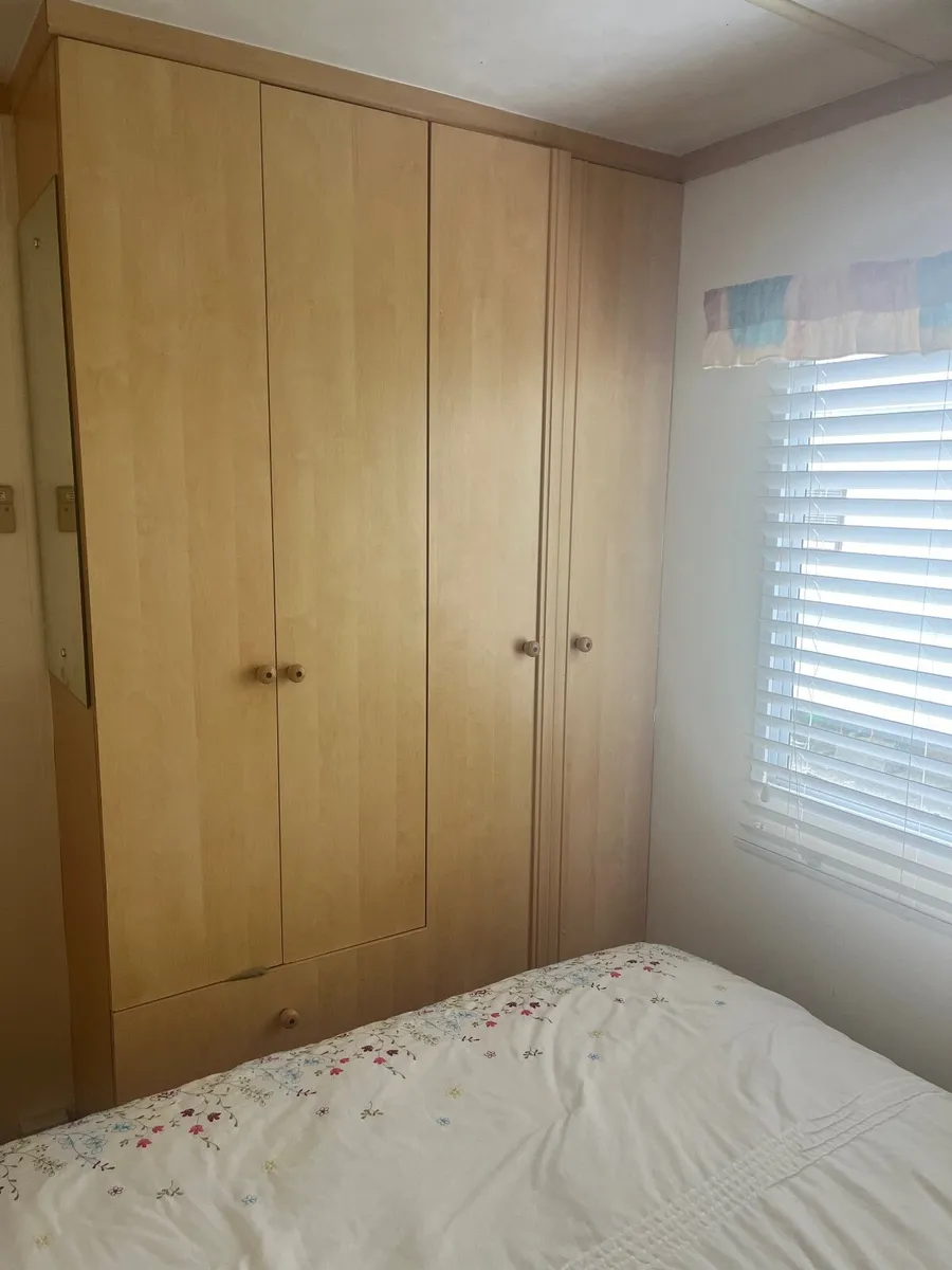 Mobile Home - Image 4