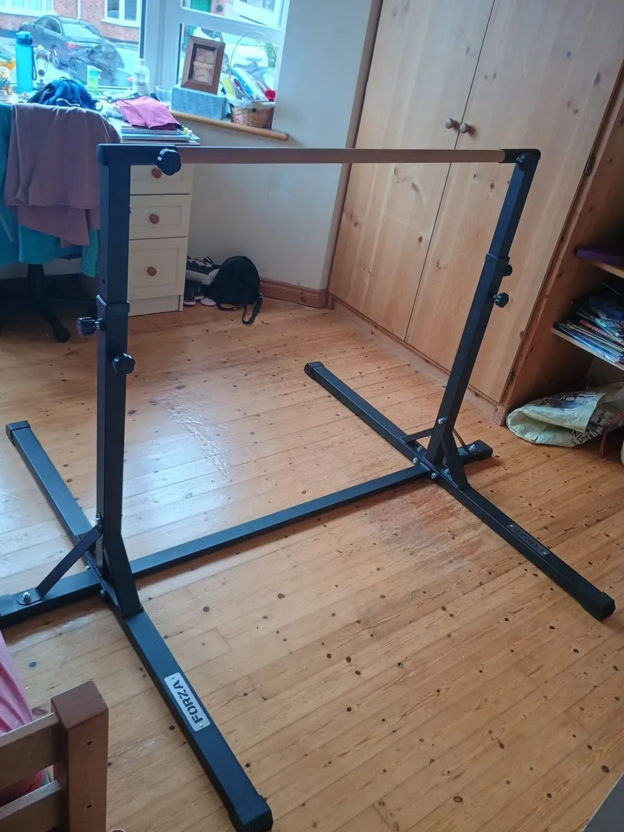 Gymnastics bar - Image 1