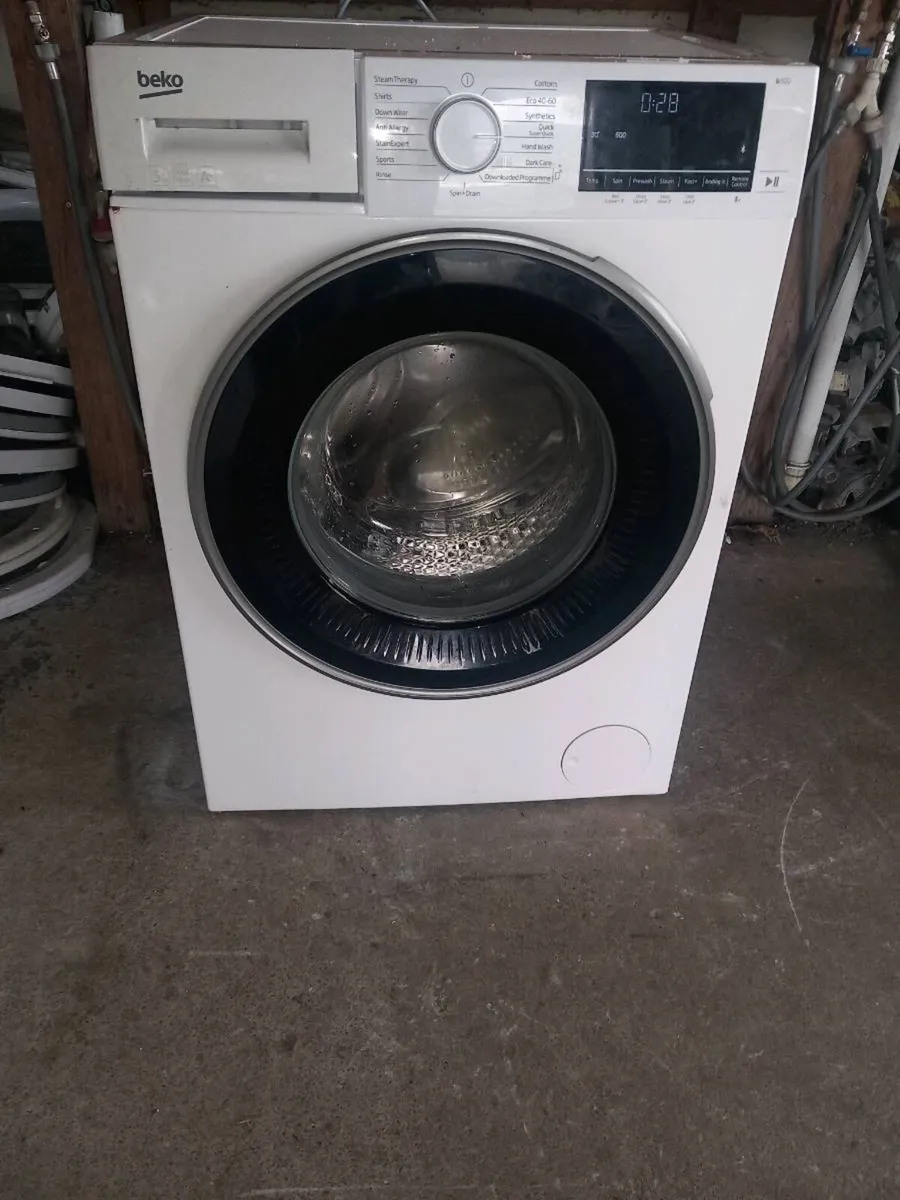 Beko 9kg washing machine - Image 1