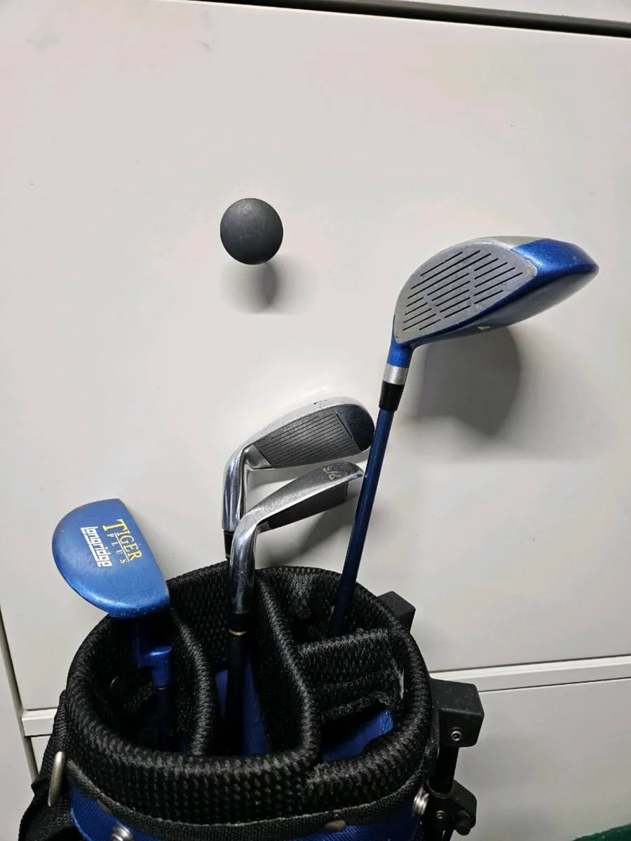 Junior golf club set - Image 1