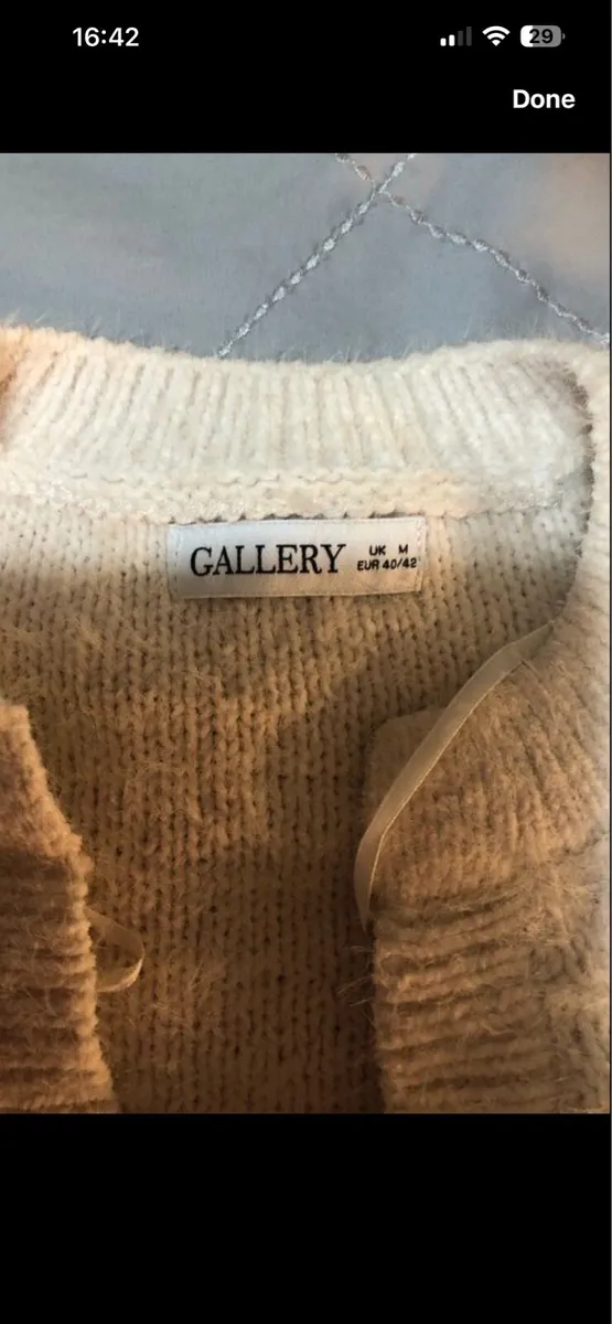 Ladies jumper size M €10 - Image 2