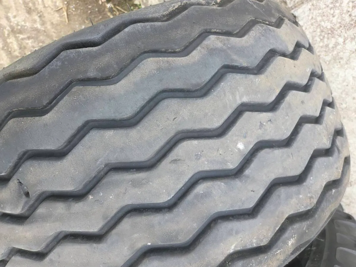 400/60/15.5 trailer tyres - Image 3