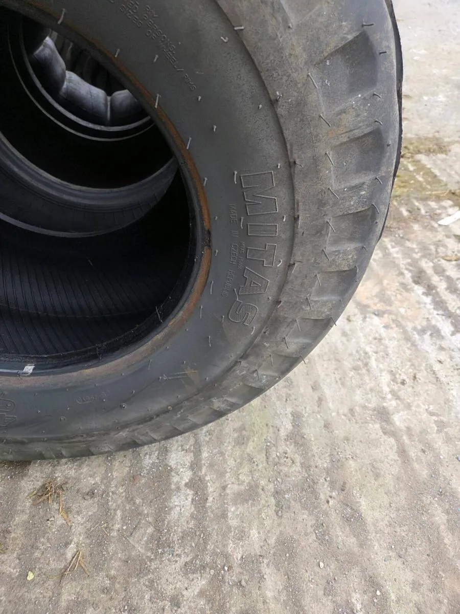 400/60/15.5 trailer tyres - Image 2