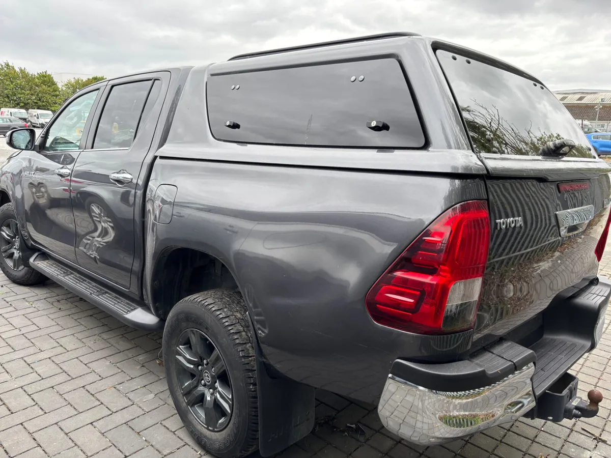 23 Hilux Auto 68km Chassis safe Starting - Image 4