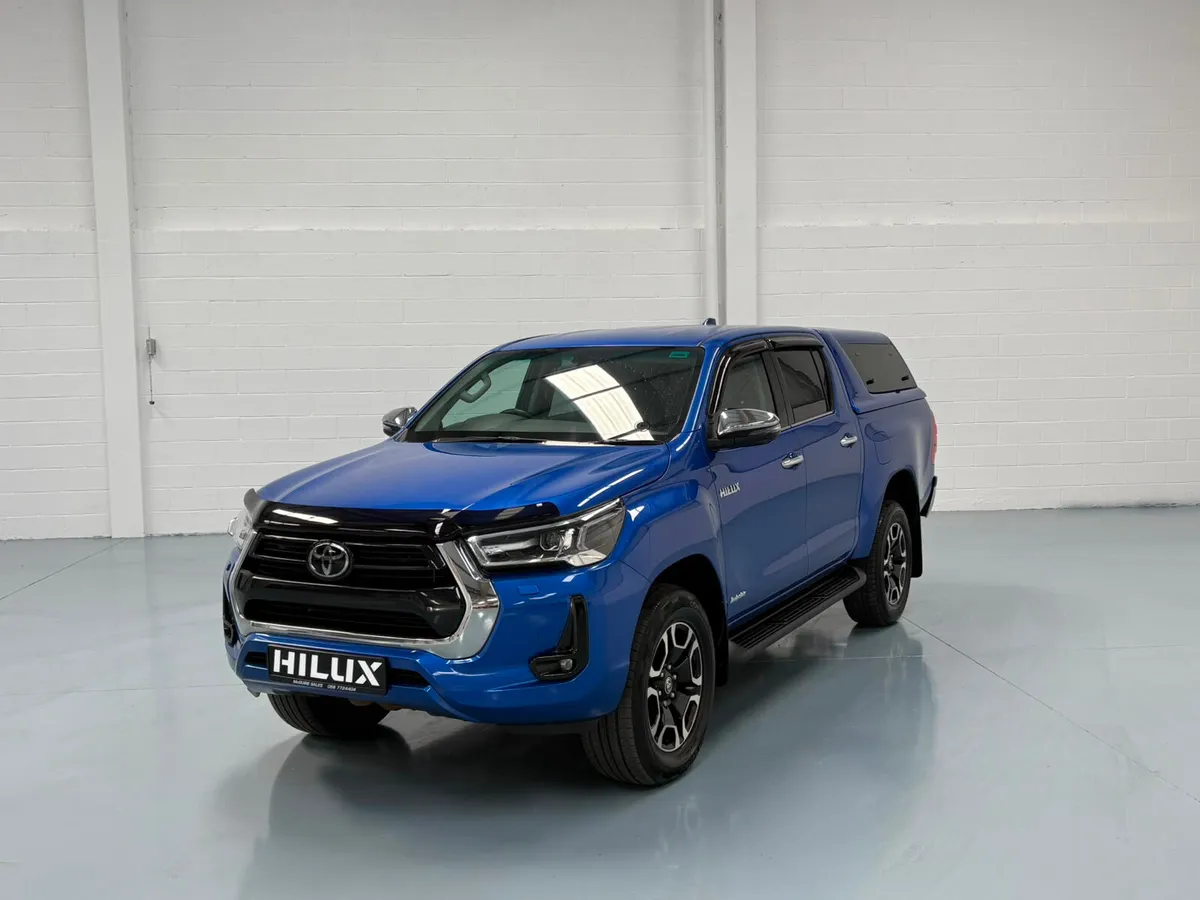 2023 Toyota Hilux Invincible 2.4 - Image 1