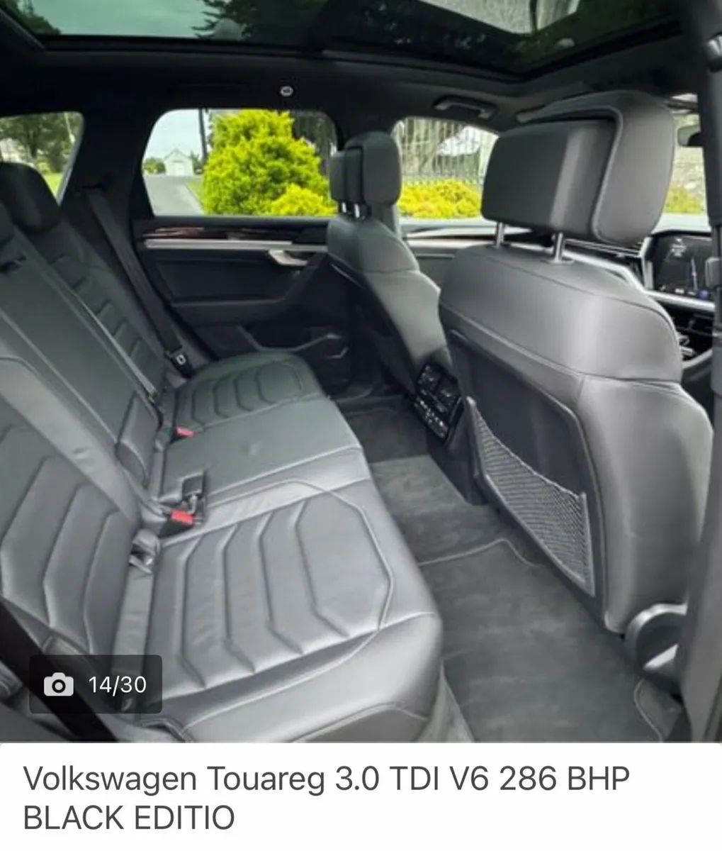 for sale black seats to fit a Touareg 3.00 TDI V6