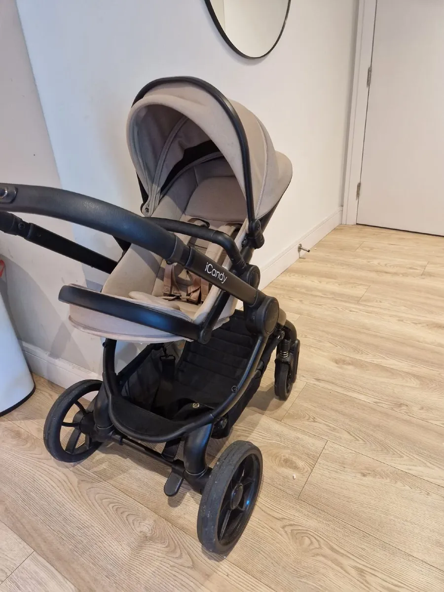 iCandy Peach 7 Pushchair - Image 1
