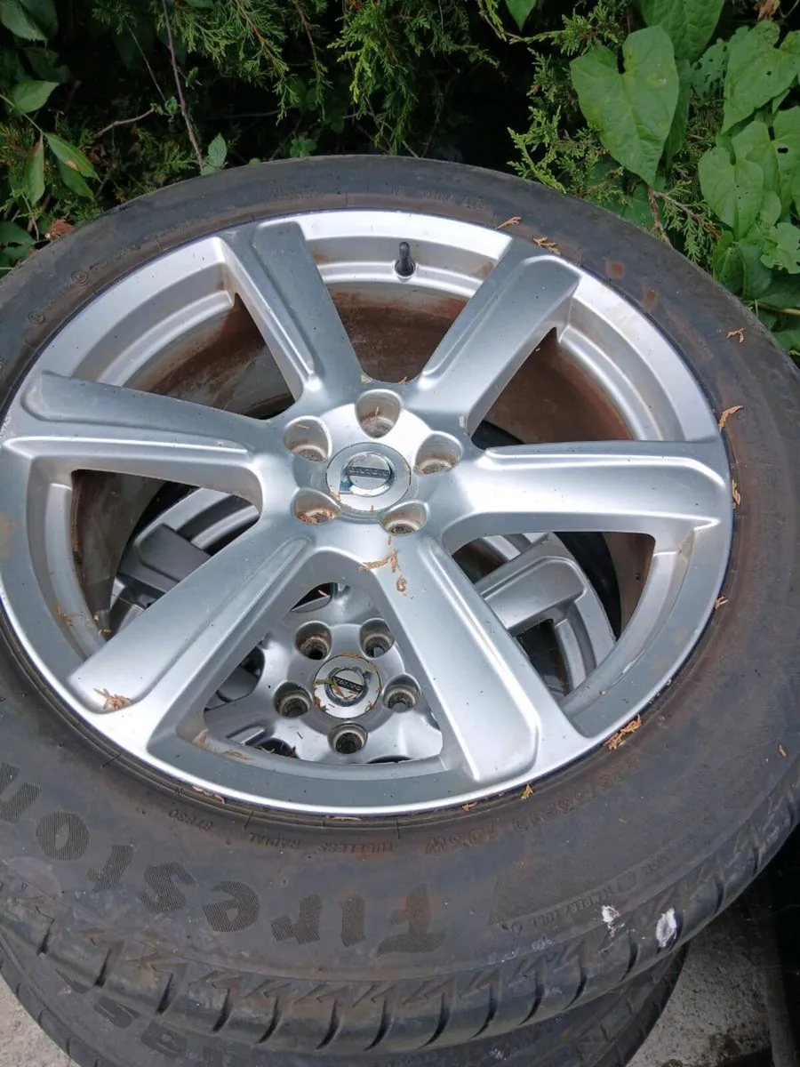 Volvo Alloy wheels gd tyres xc90