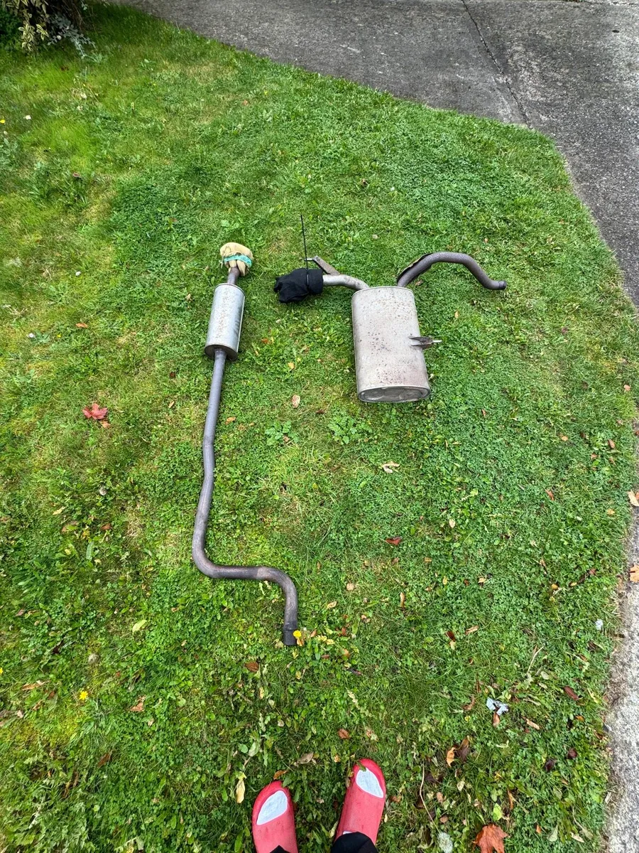 Peugeot 308 2015 1.2 Genuine Exhaust System - Image 2