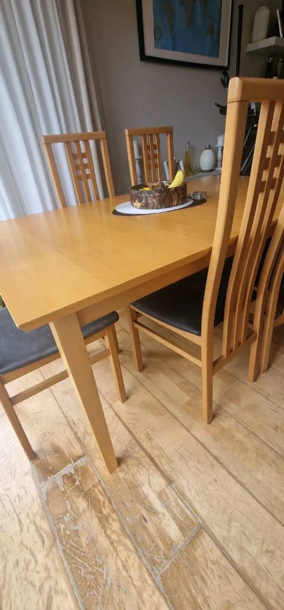 kitchen table with chairs - Image 2