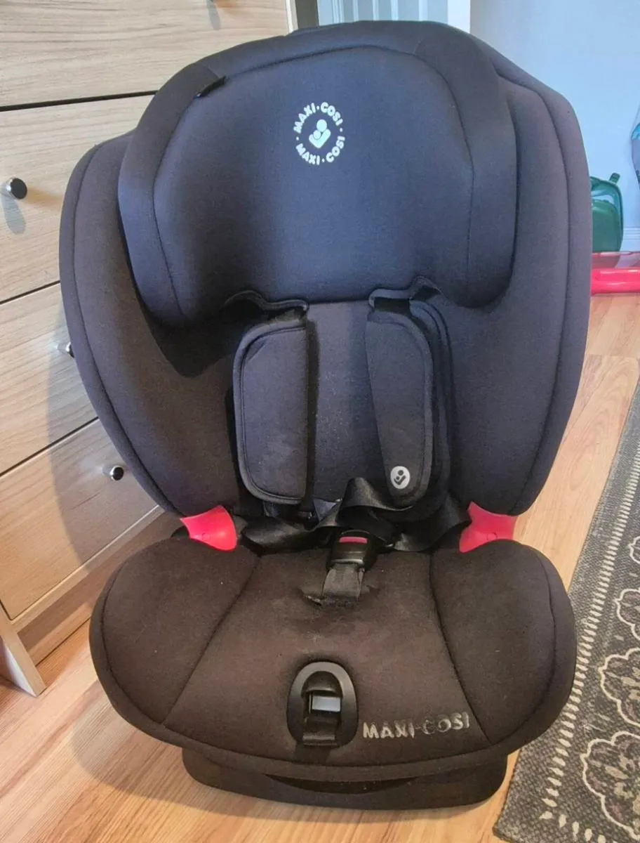 Maxi-Cosi Titan Car Booster Seat, 9-36 kg (TA) - Image 4