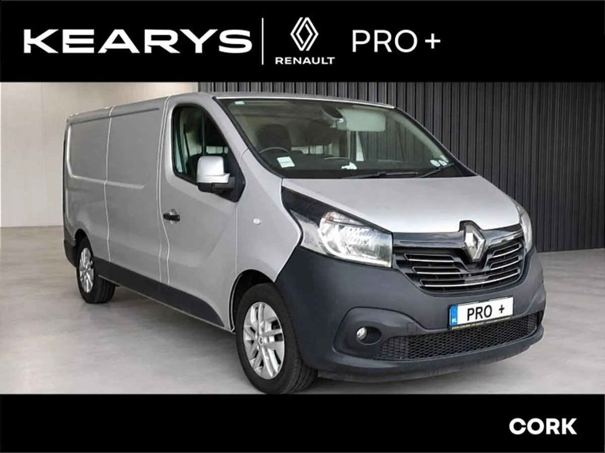 Renault Trafic LL29 ENERGY dCi 125 Sport Panel Van - Image 1