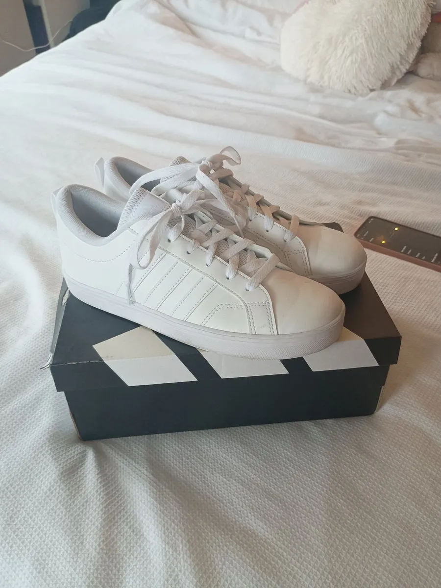 Trainers - Image 3