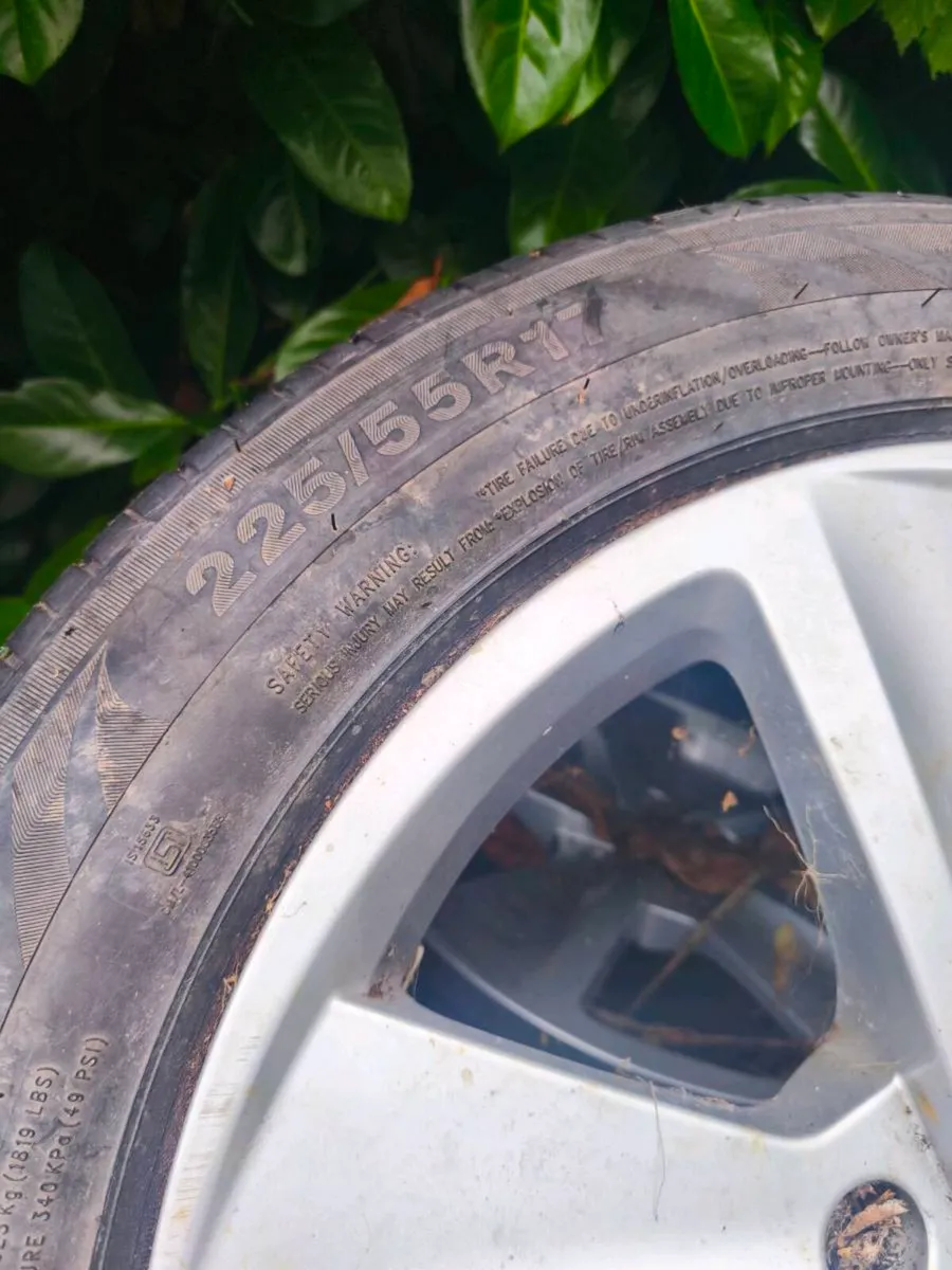 Seat alloy wheels - Image 2
