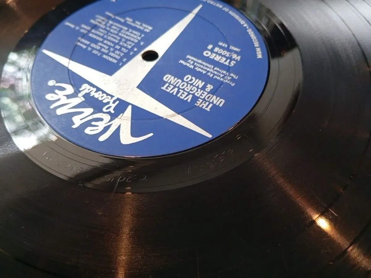 vinyl record - Image 4