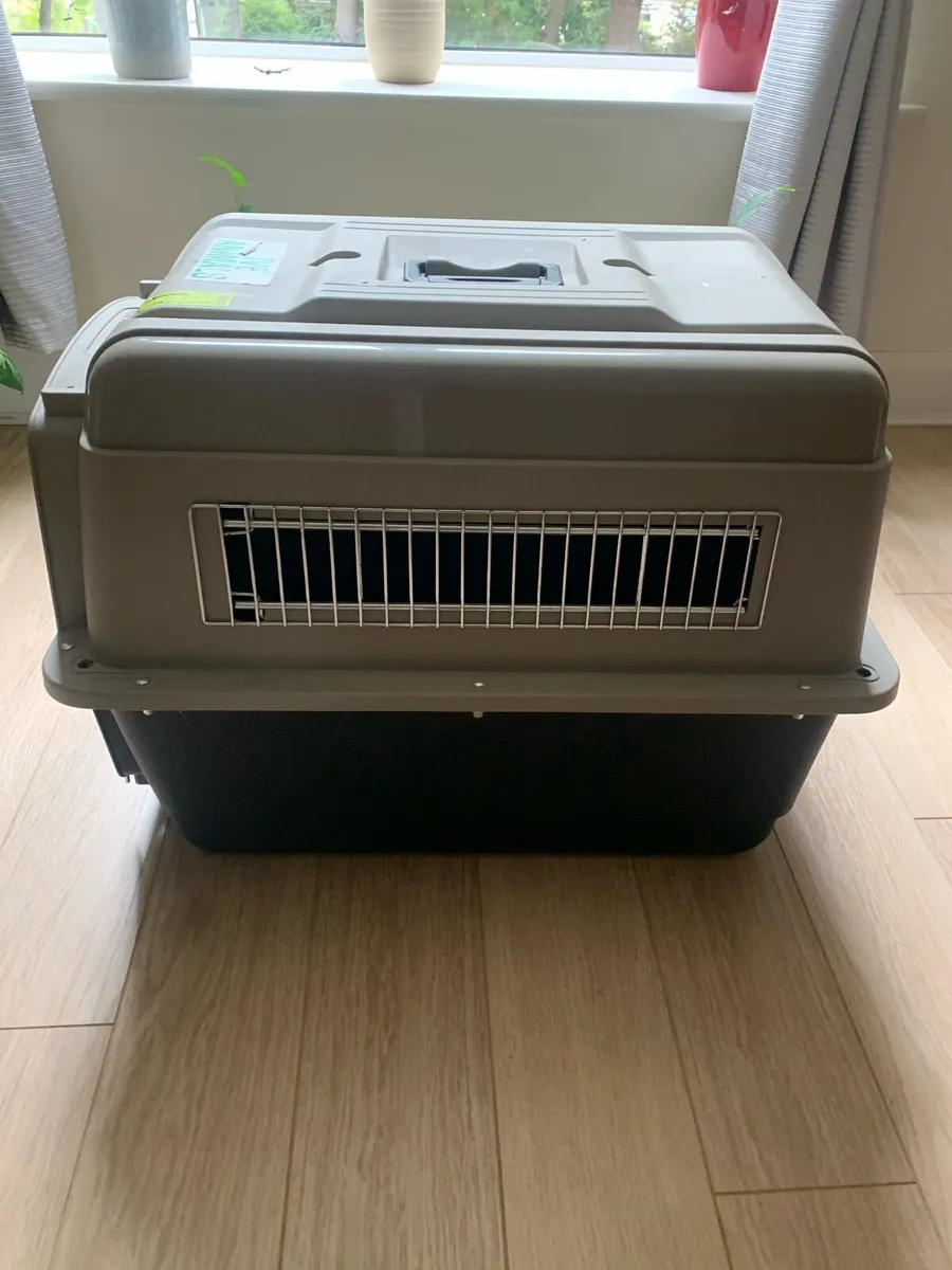 Dog or cat travel carrier - Image 3