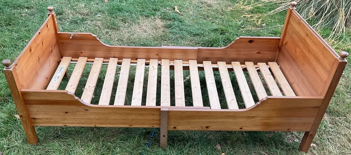 Bed - Image 2