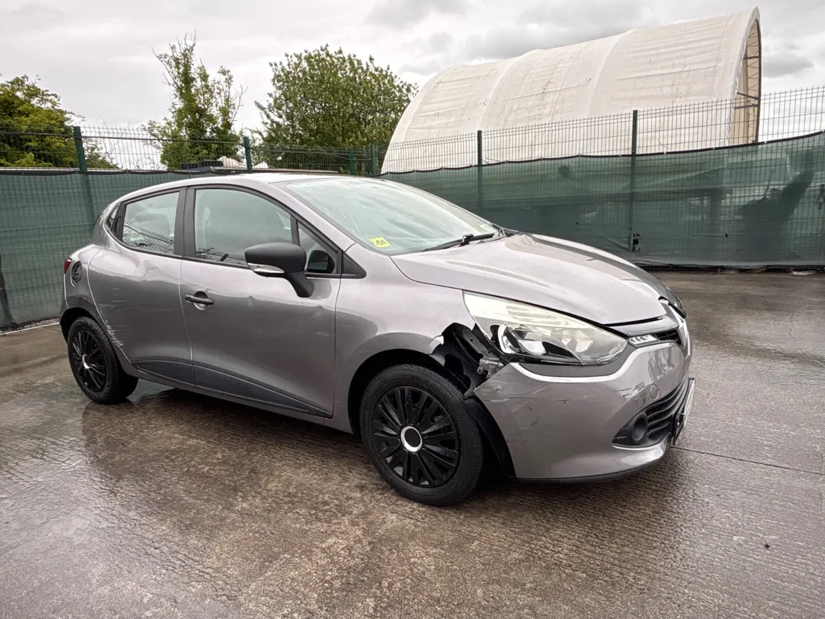 2015 Renault Clio 1.2 Petrol - Image 3