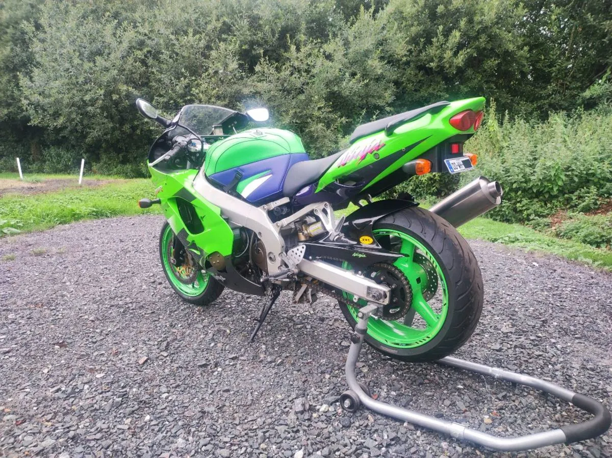 Kawasaki ZX9R Ninja - Image 3